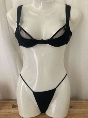 Implicite SAMPLE Black Mesh Underwire Bra 34B (RARE)